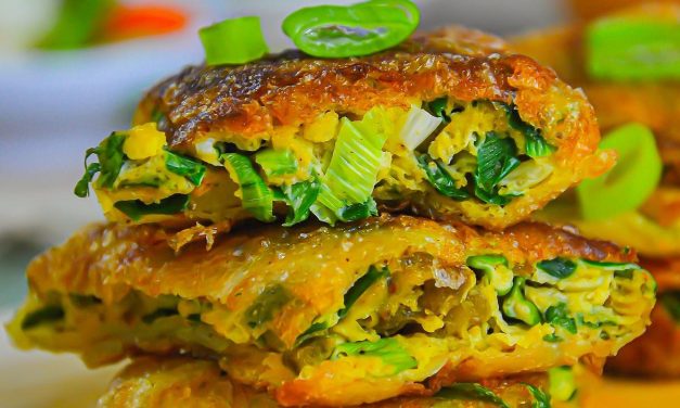 Martabak Telur: Camilan Gurih Yang Selalu Menggoda Selera