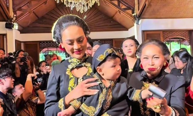 Erika Carlina Gak Sangka Baby Andrew Banyak Fans