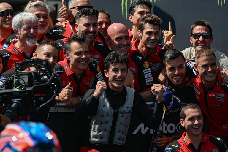 Keputusan Mengejutkan Ducati: Marc Marquez Tetap Bertahan