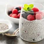 Enak Tapi Sehat! Puding Chia Seed Jadi Andalan Diet Modern