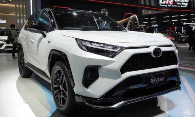 Tampil Lebih Sangar! RAV4 GR Sport PHEV 2026 Hybrid Sporty