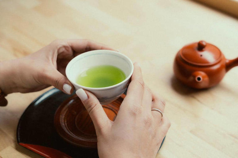Cantik Alami Tanpa Ribet! Minuman Yang Bikin Kulit Lebih Cerah