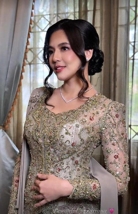 Bahagia Berlipat! DJ Una Di Lamar Andi Agum Di Hari Spesia