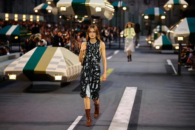 Effortless Chic! Louis Vuitton SS27, Siluet Modern Yang Mengalir